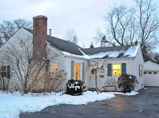 1718 Illinois Rd, Northbrook, IL 60062