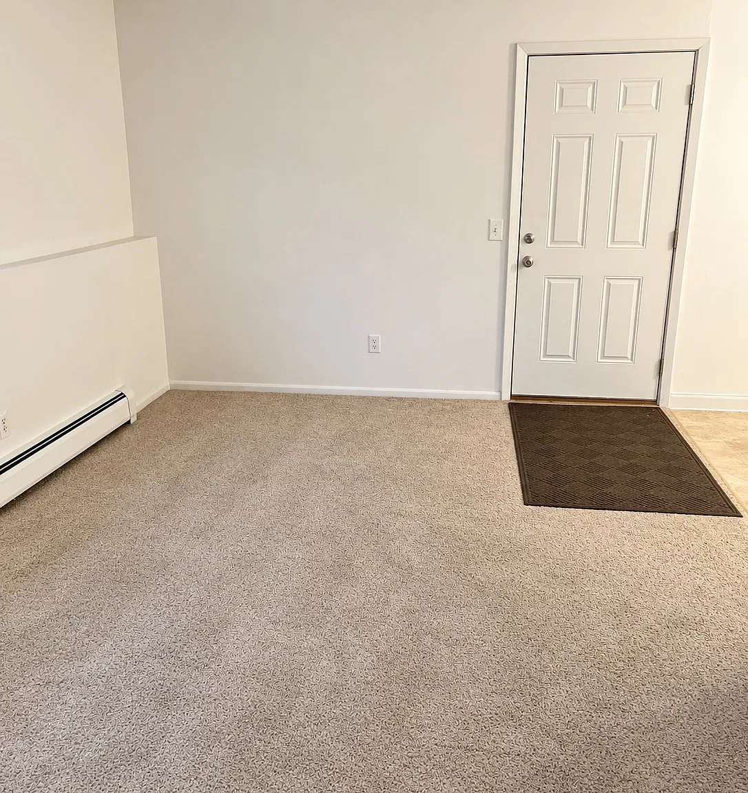 2 bed, 700 sqft, $1,375 — Photo 1