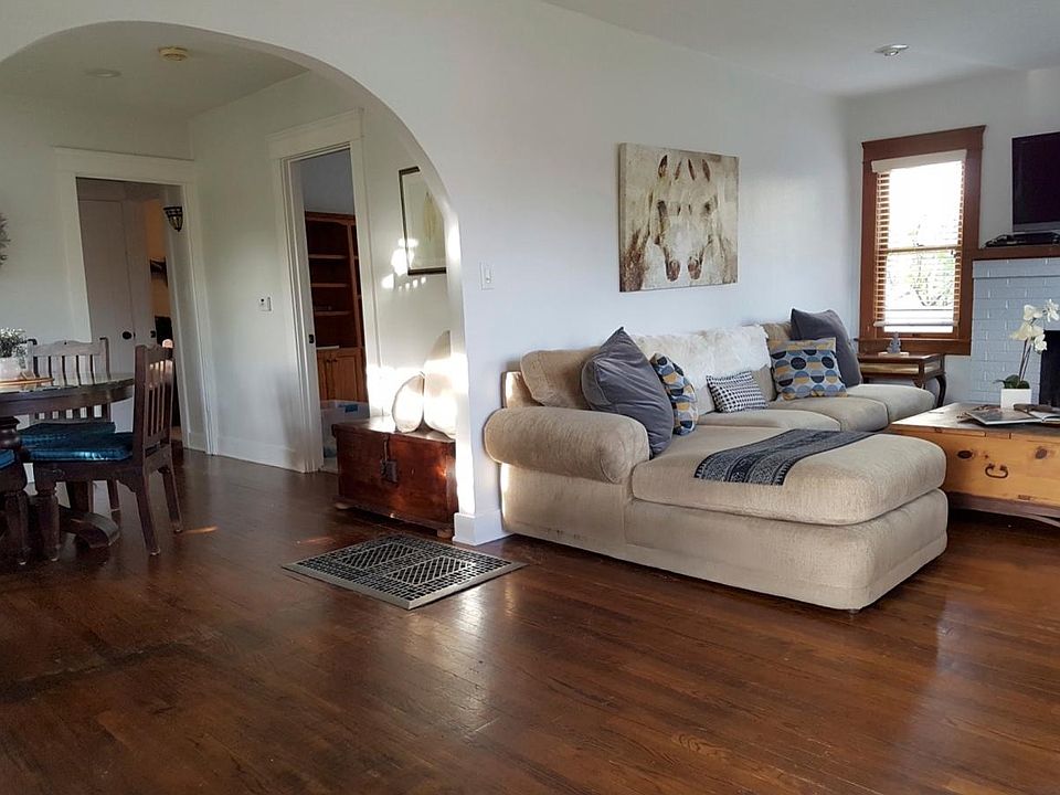 Living Room to Dining Room