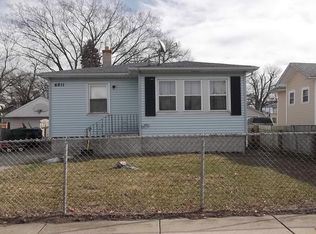 6811 Carolina Ave, Hammond, IN 46323