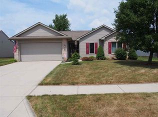 1018 Amber Willow Way, Huntertown, IN 46748