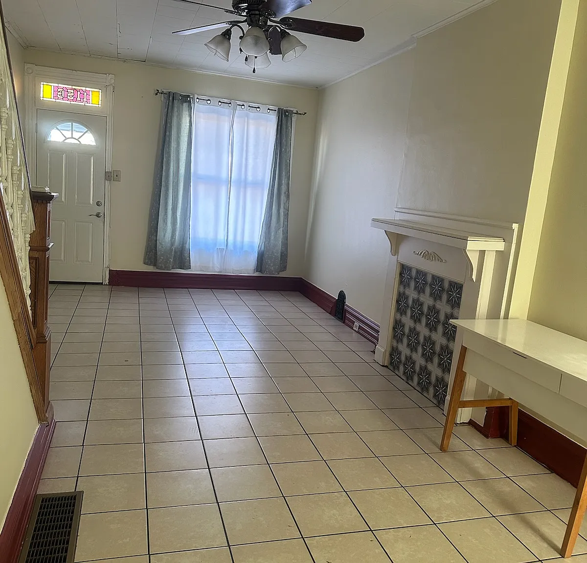5 bed, 1396 sqft, $1,900 — Photo 3
