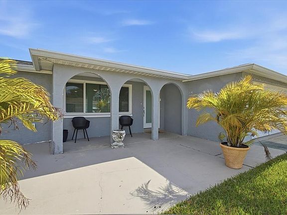 2nd image of 3606 Cockatoo Dr