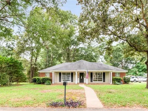 480 Breckenridge Dr E, Mobile, AL 36608