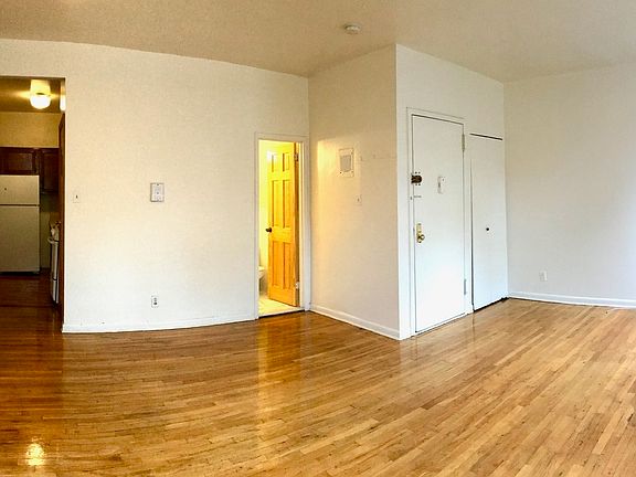 4th image of 473 Greene Ave #3F