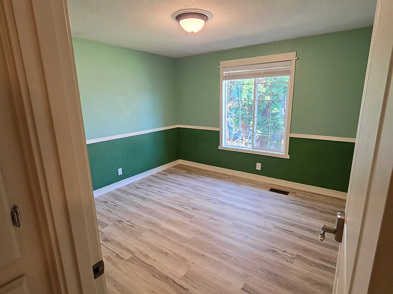 4792 Wren Ct NE — Photo 18