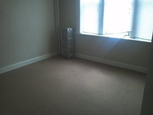 3rd image of 1 Martense Ct