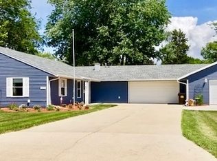 803 10th Ave, Rock Falls, IL 61071