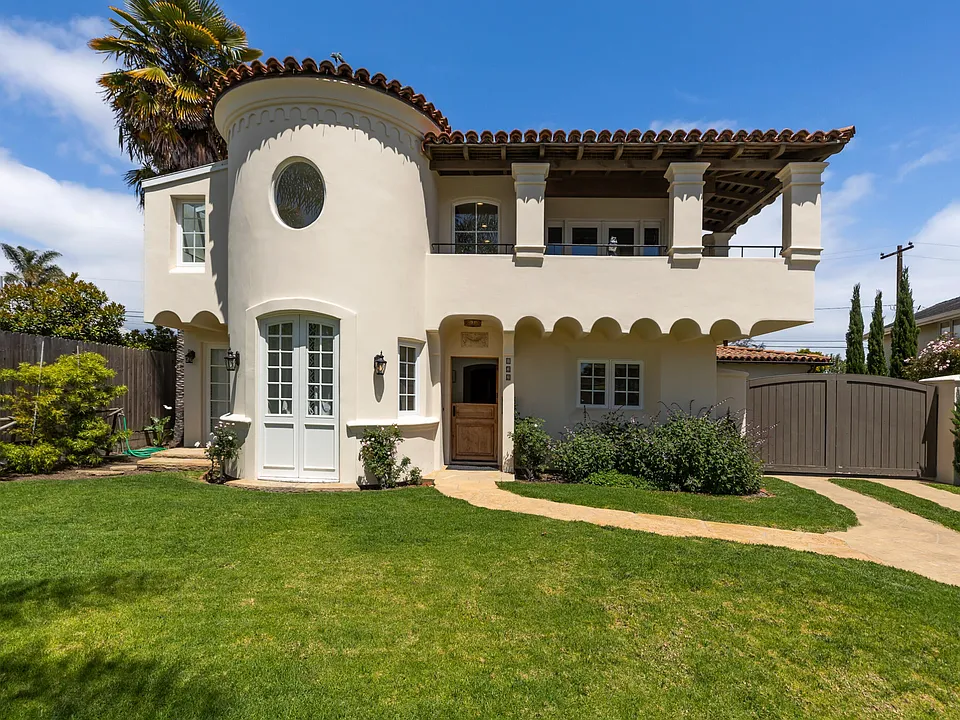 122 Santa Rosa Pl