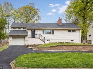 62 Elmwood Ter, Wayne Twp., NJ 07470
