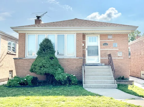 (undisclosed Address), Chicago, IL 60638