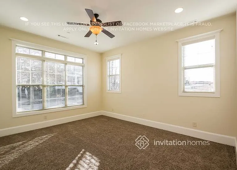 125 Concord Ct — Photo 11