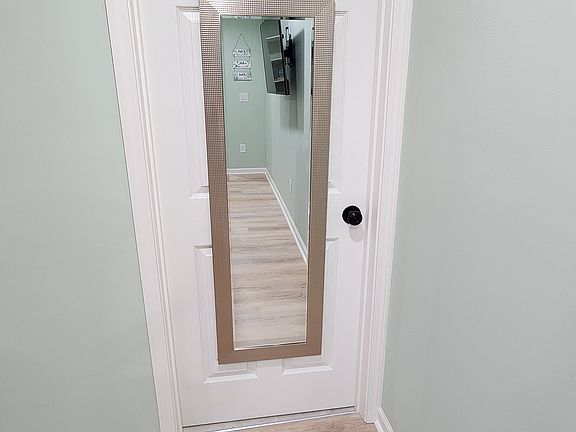 5th image of 1163 Jonquil Way