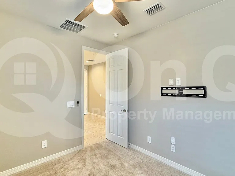 4420 N 202nd Ln — Photo 13