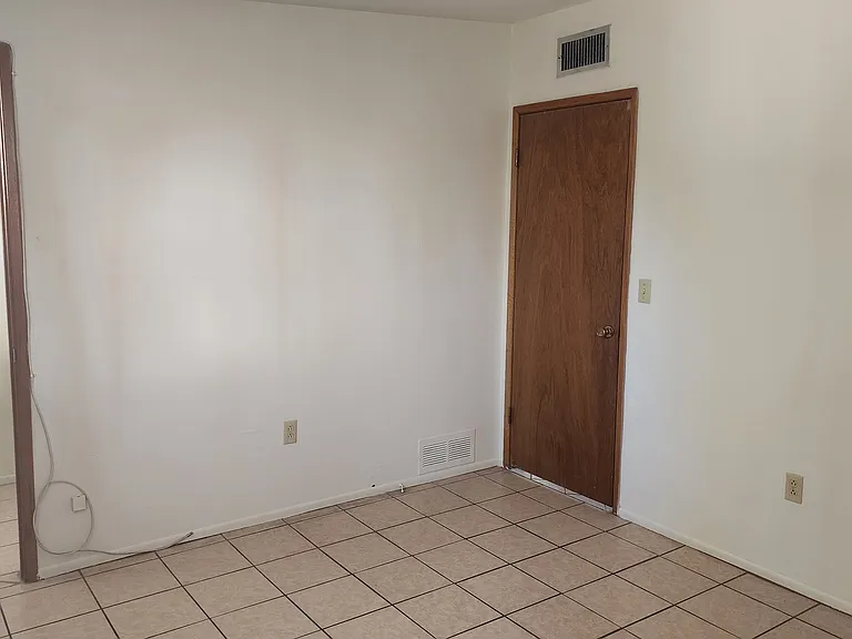 8802 E Baker St — Photo 6