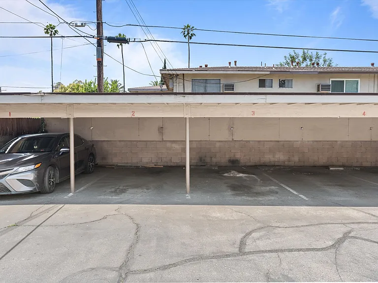 School Circle Apartments - Riverside, CA — Photo 50