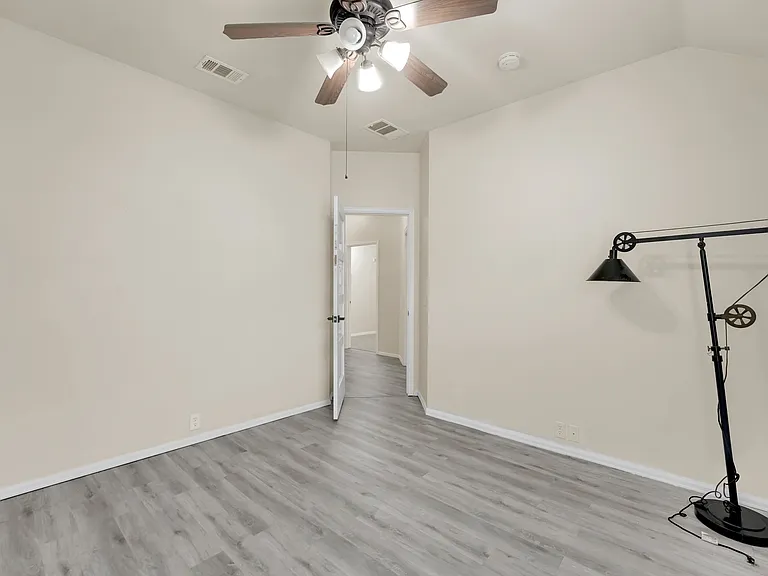 629 Rosarita Rd — Photo 5