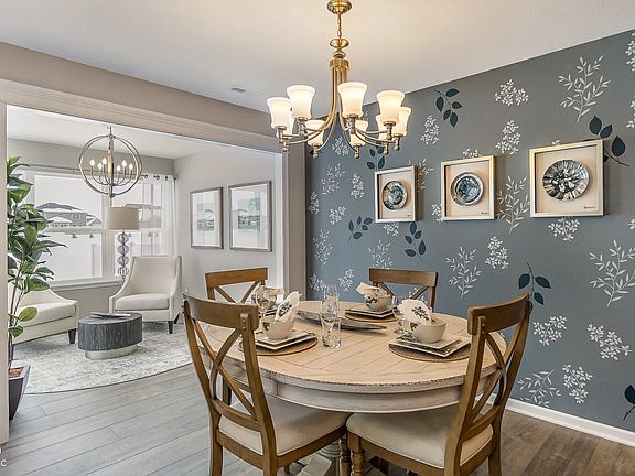 7th image of this home