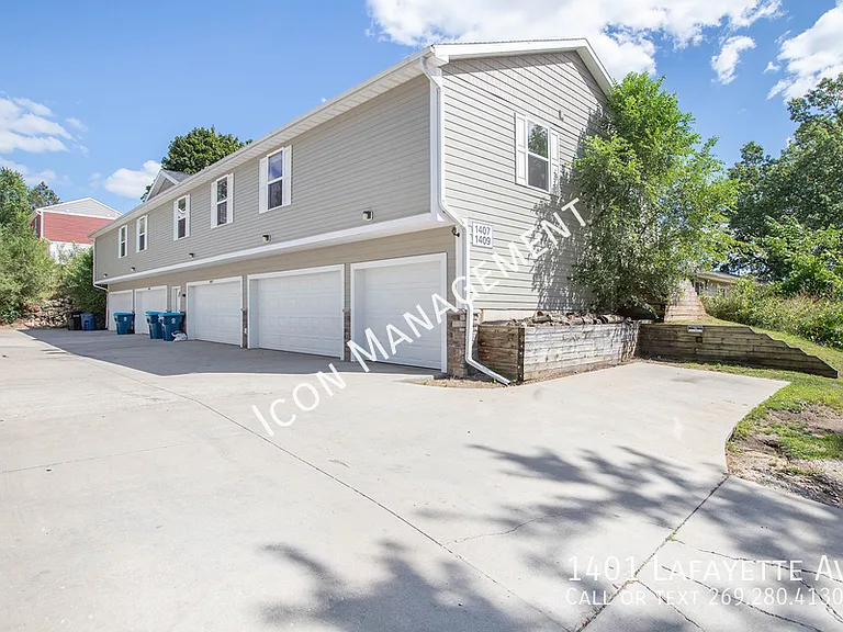 1401 Lafayette Ave — Photo 2