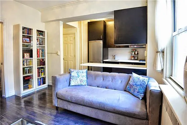 Sold by Siderow Residential Group | media 13