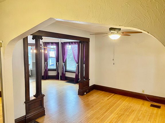 4th image of 934 Cromwell Ave #1