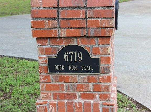 2nd image of 6719 Deer Run Trl