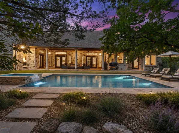 8121 Bluff Trl, Austin, TX 78737
