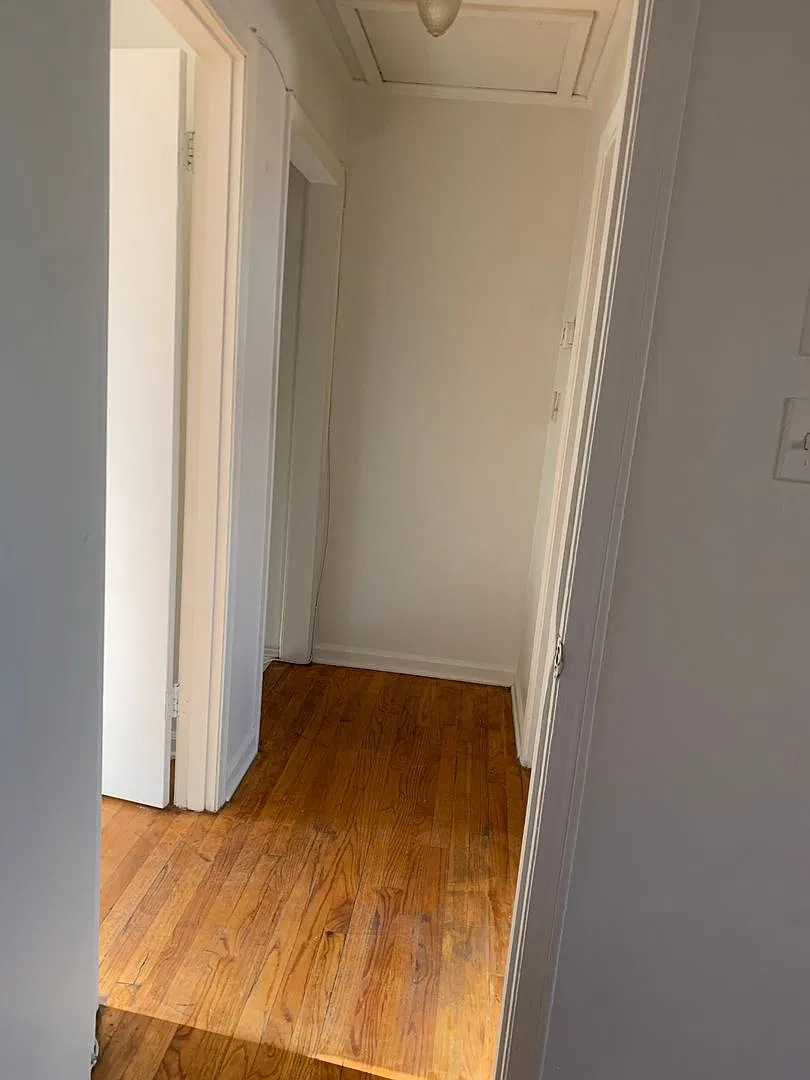 631 S Ellis Street — Photo 3