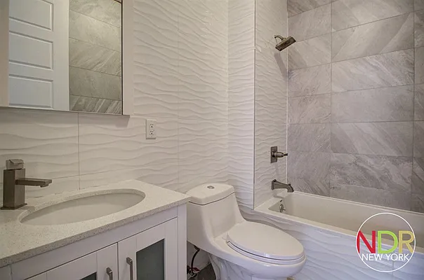 Rented by Next Door Realty NYC | media 72