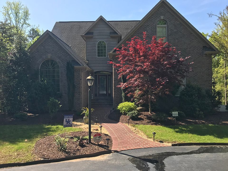 1st image of 692 Rocky Knoll Ln
