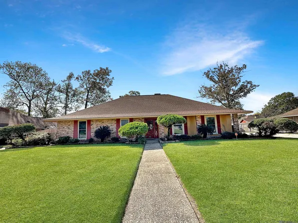 9590 El Cajon Dr, Baton Rouge, LA 70815