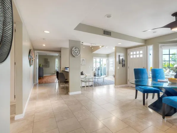 2132 S Coast Hwy, Oceanside, CA 92054