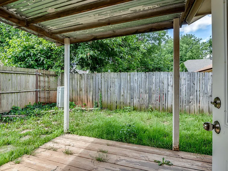 12316 SW 14th St — Photo 34