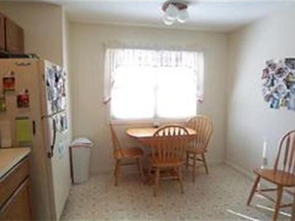 2nd image of 49 Heritage Dr
