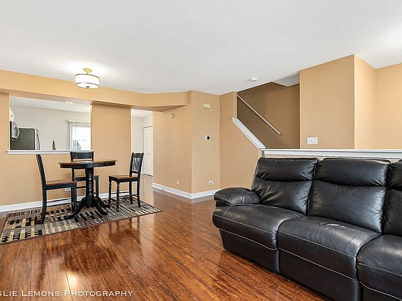 4th image of 109 Hidden Creek Ln #109