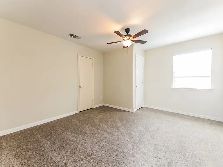 1208 Paintbrush St — Photo 15