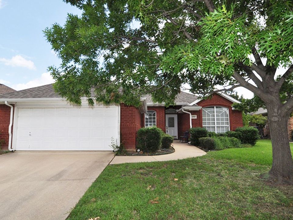 1st image of 2767 Crystal Glenn Cir