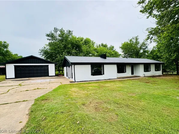106 Dillon Cir, Pocola, OK 74902
