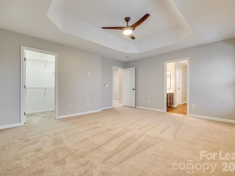 618 Bayou Cir — Photo 22