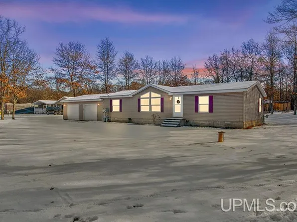 10432 V.05 Rd, Rapid River, MI 49878