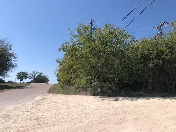 3rd image of 9300 Hilltop Dr Lot 1