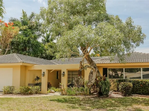 5654 Eichen Cir W, Fort Myers, FL 33919