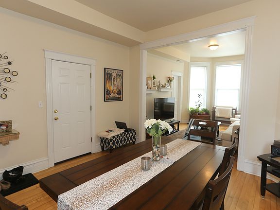 5th image of 1650 N Rockwell St APT 3