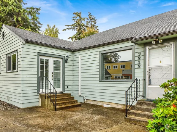 3212 Alderwood Avenue, Bellingham, WA 98225