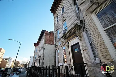 Rented by Next Door Realty NYC