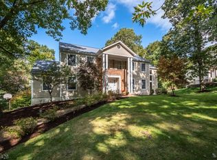 58 Musiker Ave, Randolph, NJ
