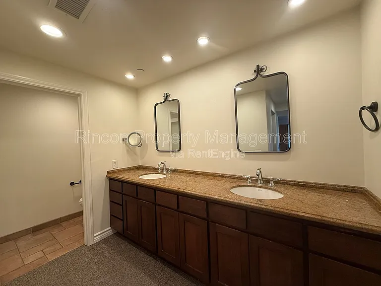 2166 Palomar Ave — Photo 21