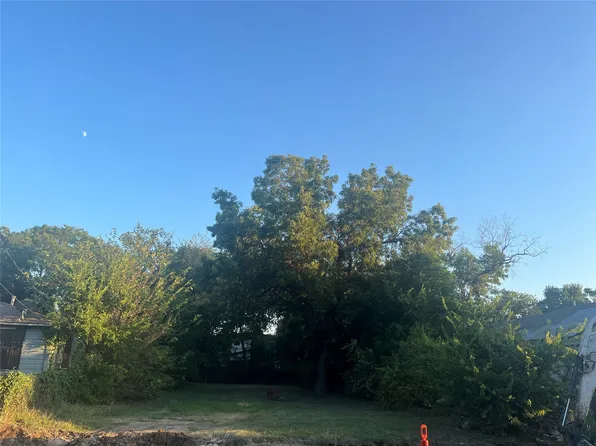 1938 Calypso St, Dallas, TX 75212