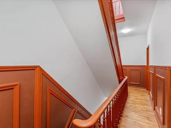 37 Jewel Street image 10 of 32