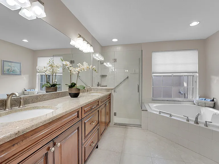7305 Marsh Ter — Photo 13